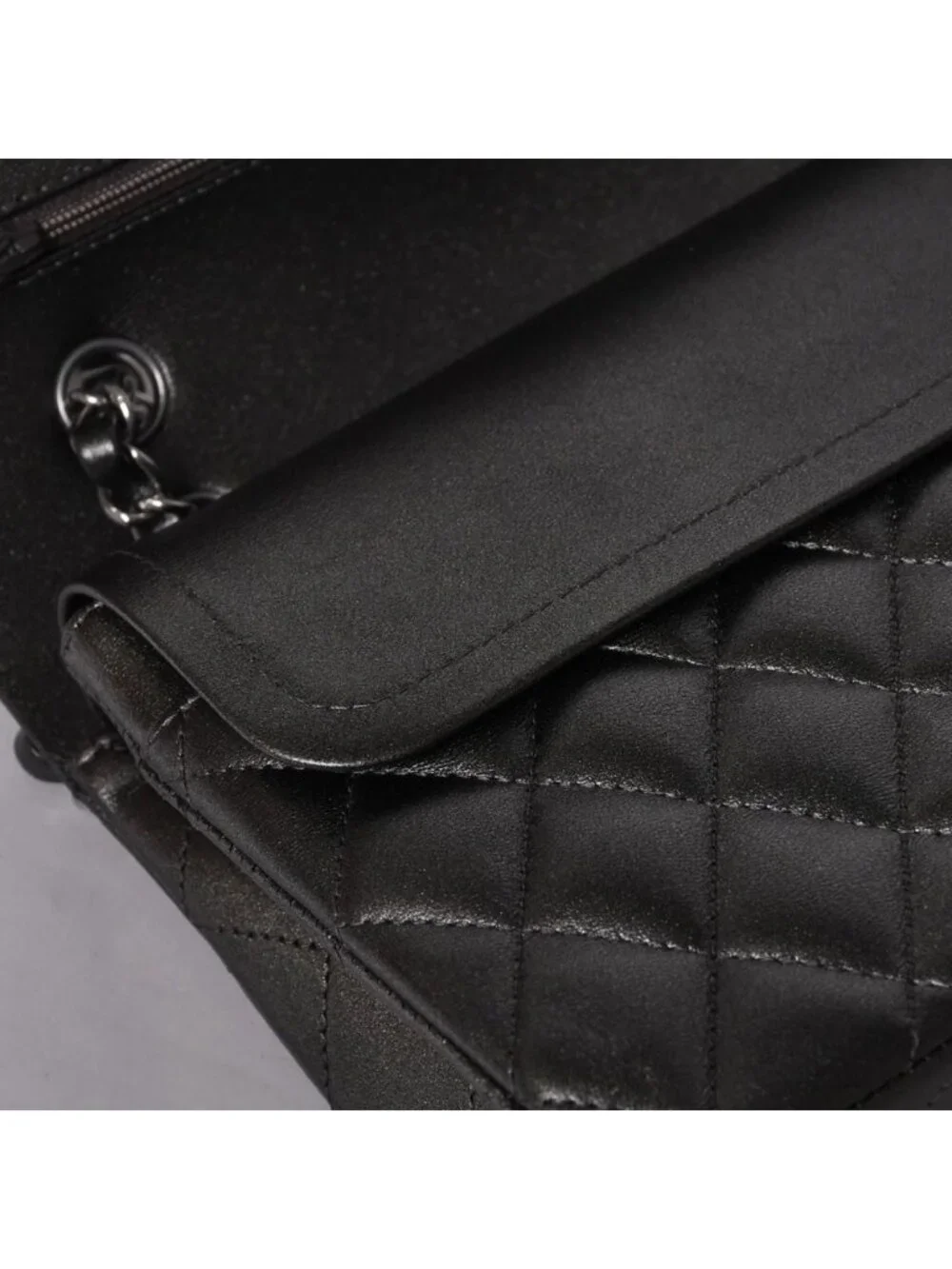 Chanel Quilted 25 Double Flap Chain Shoulder Bag Shine Gray Lambskin Silver